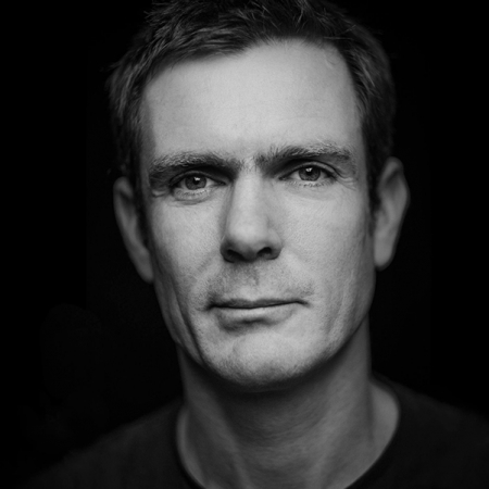 William Bazlinton est un photographe de la famille Dorset en Angleterre, au Royaume-Uni.