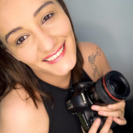 Studio portrait of Sao Paulo family and birth photographer Ana Paula Faria of Brazil Sao Paulo family and birth photography by Ana Paula Faria of Brazil