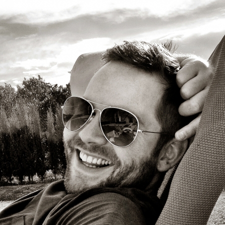 United Kingdom based documentary family photographer Allister Freeman