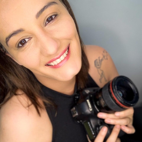 Studio portrait of Sao Paulo family and birth photographer Ana Paula Faria of Brazil Sao Paulo family and birth photography by Ana Paula Faria of Brazil