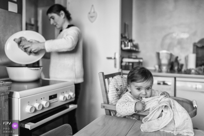 Photo by: <a href="https://www.fpja.com/documentary-family-photography-contests/maryline-krynicki/%C3%AEle-de-france/2027621">Maryline Krynicki - France</a> Maryline Krynicki is a family photographer from