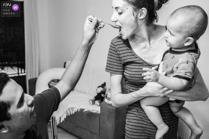 Photo by: <a href="https://www.fpja.com/documentary-family-photography-contests/ta%C3%ADs-motta/campinas/2030556">Taís Motta - Brazil</a> Taís Motta is a family photographer from São Paulo