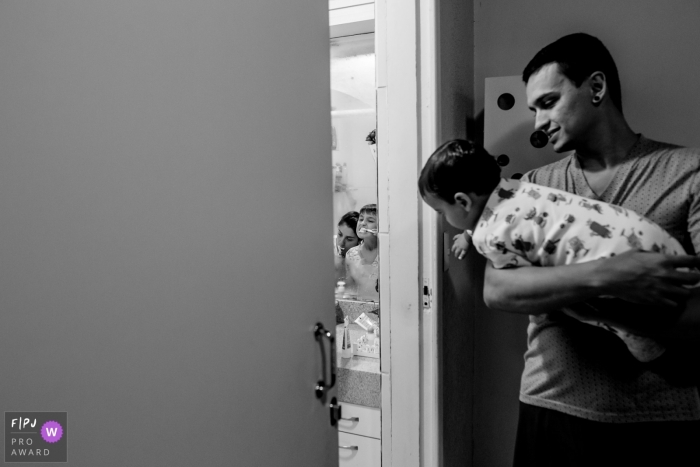 Photo by: <a href="https://www.fpja.com/documentary-family-photography-contests/joni-pereira/santa-catarina/2031211">Joni Pereira - Brazil</a> Joni Pereira is a family photographer from Santa Catarina