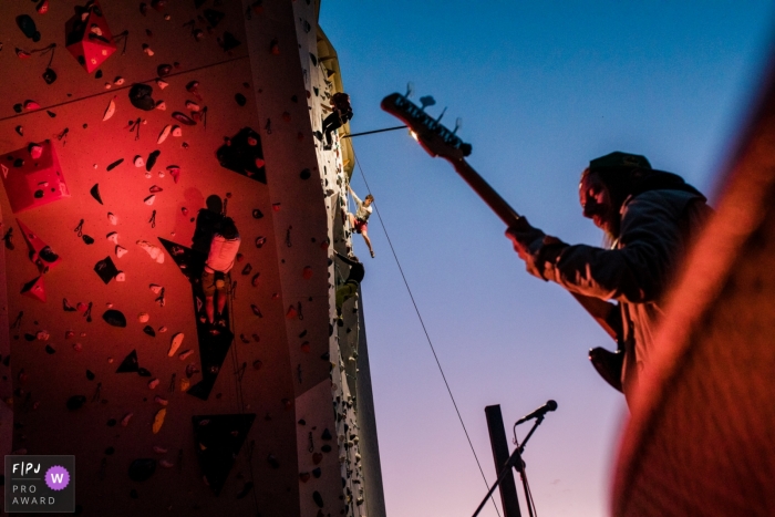Photo by: <a href="https://www.fpja.com/documentary-family-photography-contests/polona-avanzo/ljubljana/2106140">Polona Avanzo - Slovenia</a> Climbing on the wall at the opening of climbing center | Slovenia family photography