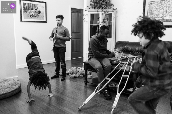 Modena Documentary Family Photo showing Life can be very hectic when you have 3 sons Modena Documentary Family Photographer | Life can be very hectic when you have 3 sons