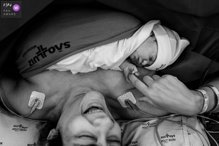 Brazil hospital documentary-style family photo shoot from Sao Paulo 