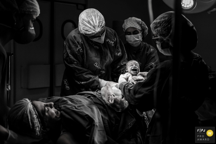 Hospital Plantadores de Cana documentary birth photography showing the baby arrived with a loud cry Hospital Plantadores de Cana documentary birth photography showing the baby arrived with a loud cry