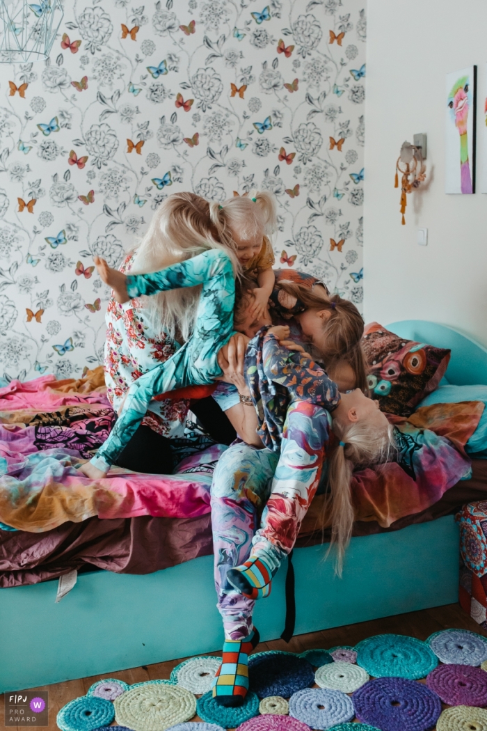 Moment driven Harju County family Day in the Life photography full of joy at home Moment driven Harju County family Day in the Life photography full of joy at home