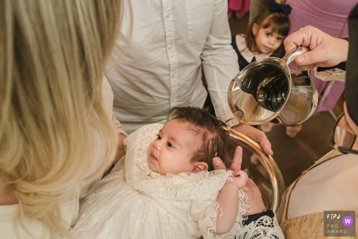 A Campo Grande christening in the eyes of Fefê